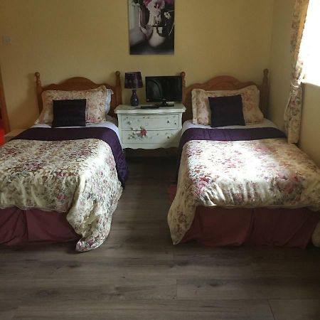 Heeneys Lodge B&B Donegal Town Exterior foto